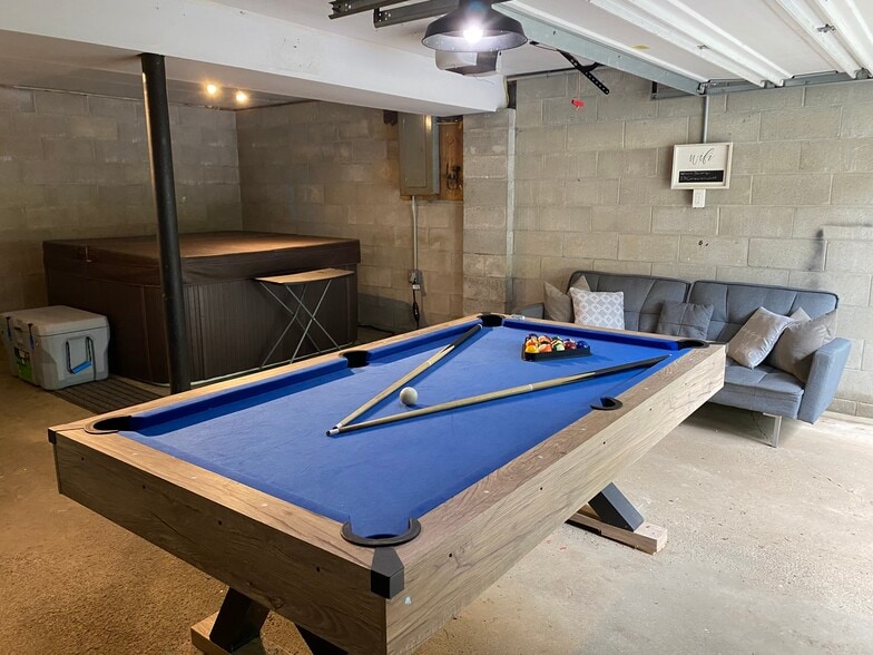 Building Photo - 23 Concord Dr