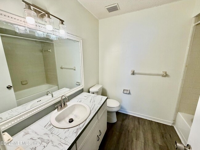 Building Photo - 11548 Willet Ct N