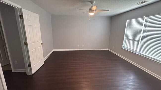Building Photo - 387 Weatherstone Pl