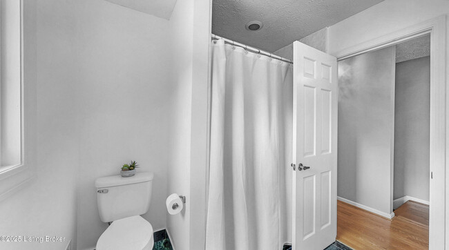 Building Photo - 8116 Montero Dr