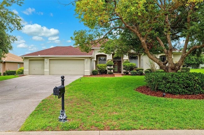Building Photo - 13049 Thoroughbred Dr