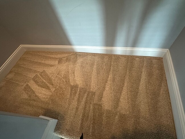 Building Photo - Awesome 4 Bedroom 2.5 Bath Home with Lots of space and a 2 Car Garage!