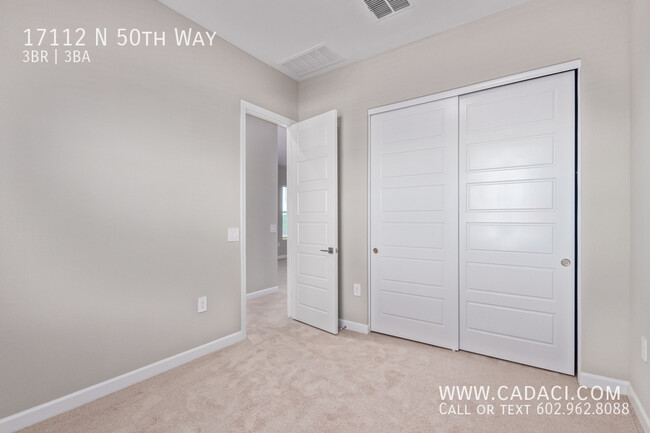 Building Photo - 17112 N 50th Way