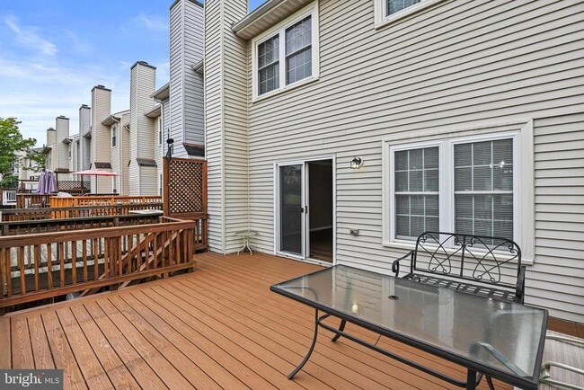 Building Photo - 43515 Blacksmith Square