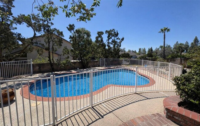 Building Photo - 2490 Michigan Dr