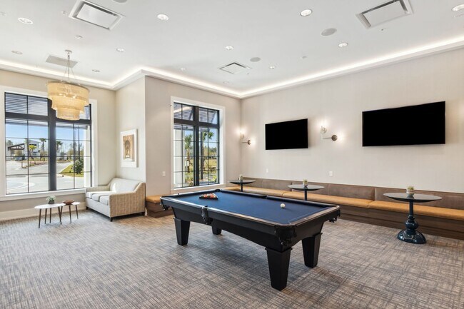 Building Photo - Discover the Ideal 55+ Lifestyle in Your N...