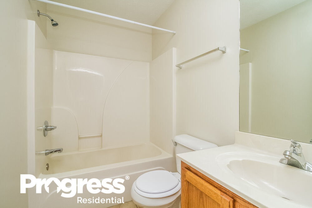 Building Photo - 3613 Shorewind Bay