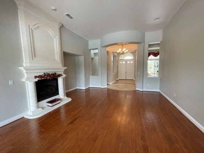 Building Photo - 10019 Seattle Slew Ln