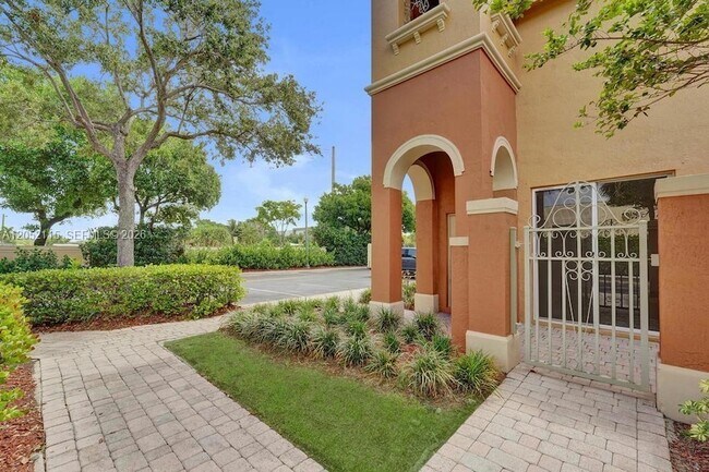 Building Photo - 2316 Coral Reef Ct