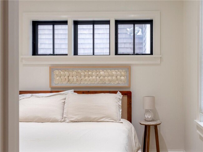 Building Photo - 7 Dearborn St