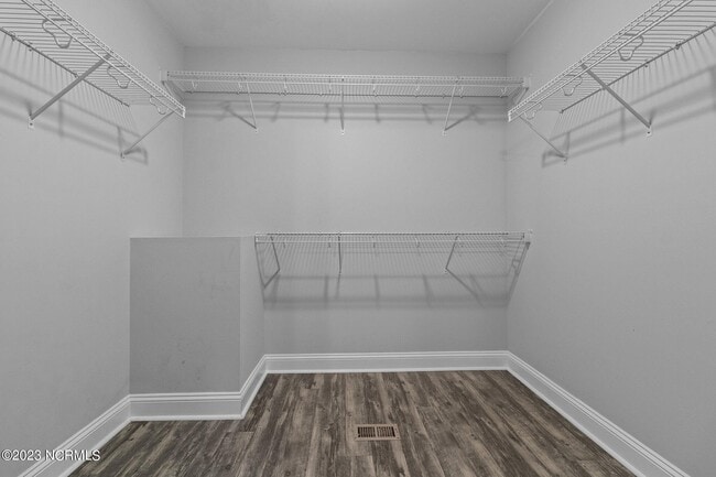 Building Photo - 112 Savannah Ln