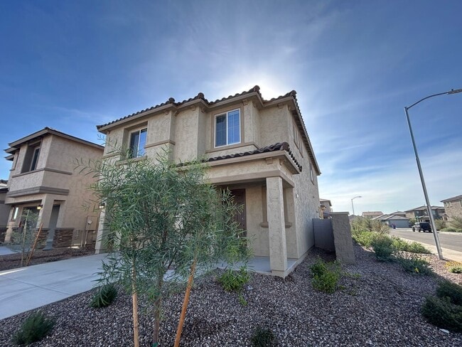 Building Photo - 17619 W San Juan Ave