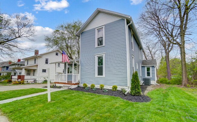 Building Photo - 3BR/2BA Home in Bellefontaine - Completely...