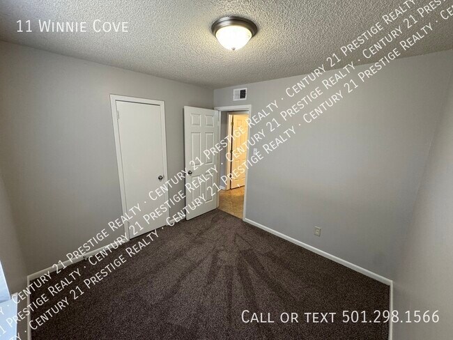 Building Photo - 11 Winnie Cove