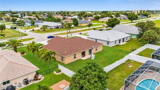 Building Photo - 1411-1413 Academy Blvd