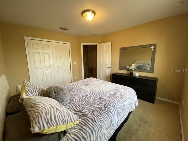 Building Photo - 2923 Puerta Del Sol Blvd