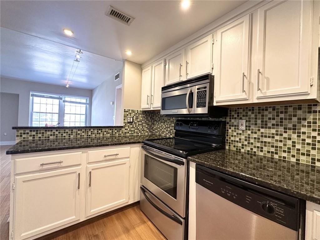 Building Photo - 199 14th St NE