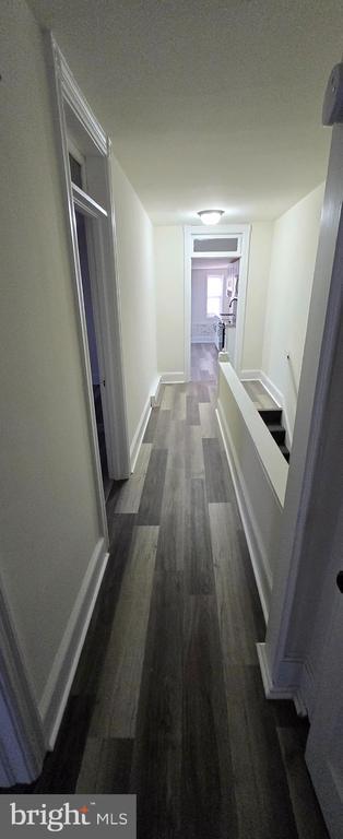 Building Photo - 213 W Market St