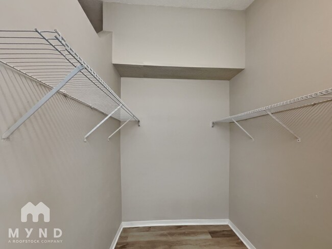 Building Photo - 220 Sandhill Crane Run