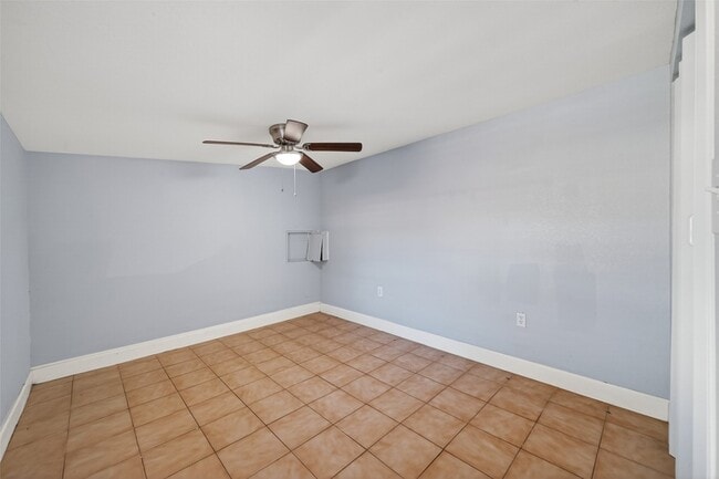 Building Photo - 7454 Navidad Rd