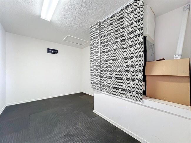 Building Photo - 2830 Cardassi Dr