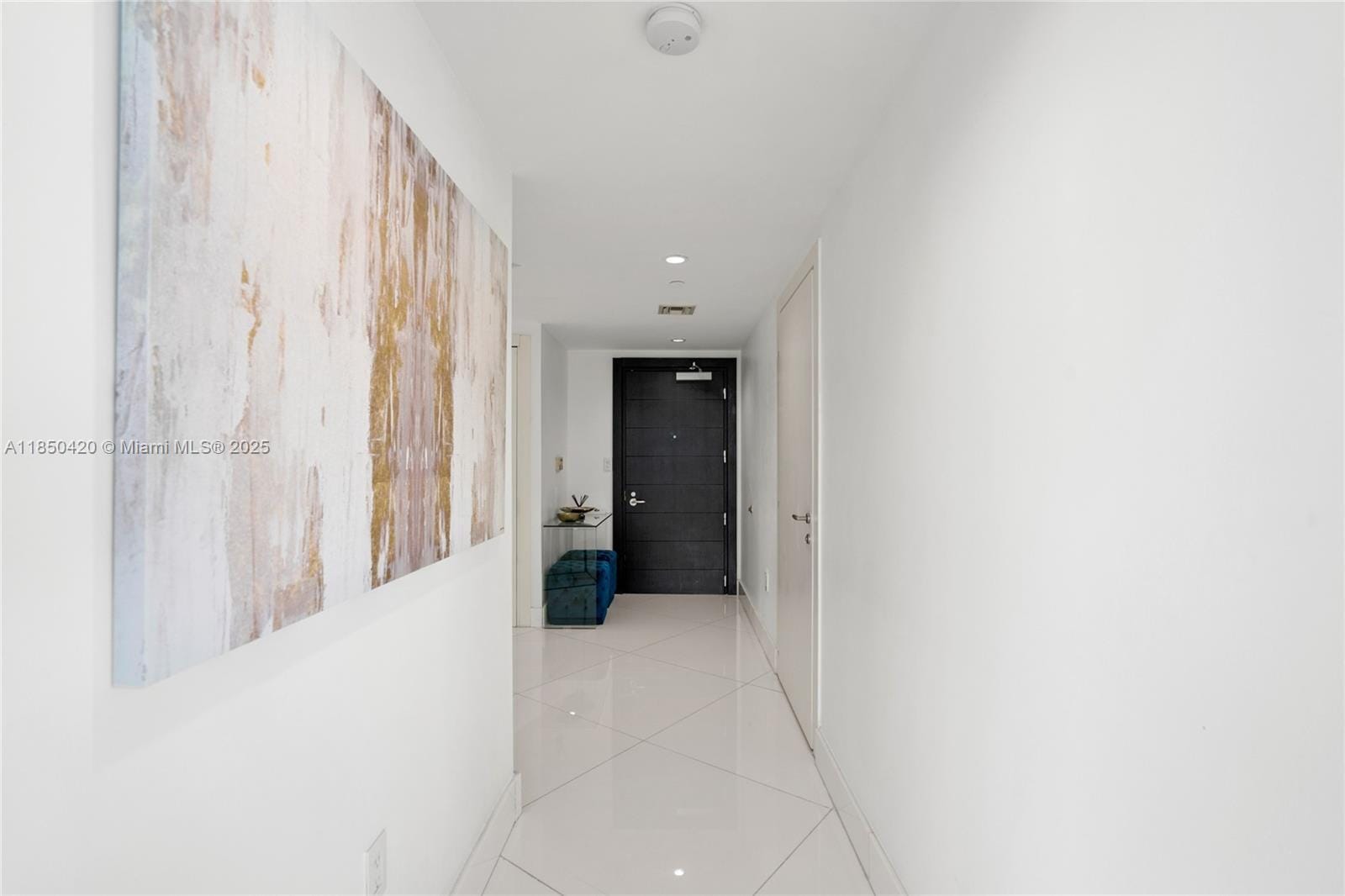Building Photo - 200 Biscayne Boulevard Way