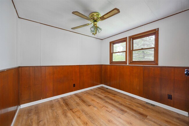 Building Photo - 1503 NY-9G