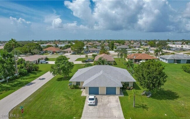 Primary Photo - 4414 SW 7th Pl