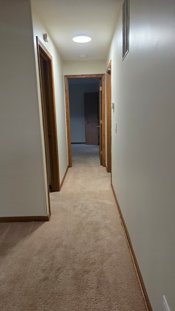 Building Photo - 620 Mallard Ct