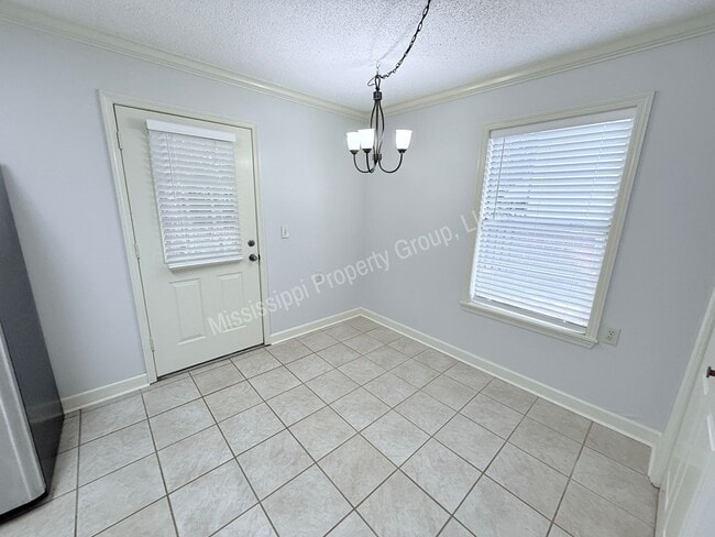 Building Photo - 2BR/2.5BA FOR RENT