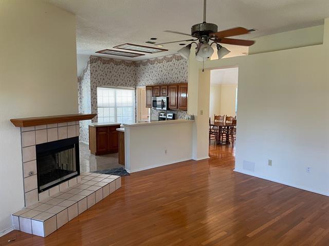 Building Photo - 1520 Mission Ridge Trail