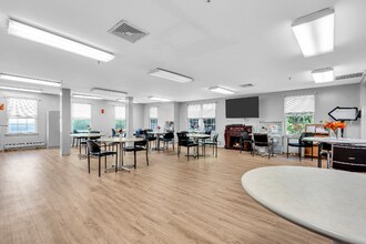 Building Photo - 2101 Reamer Dr