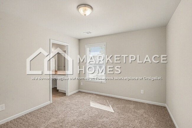 Building Photo - 254 W L Miller Dr