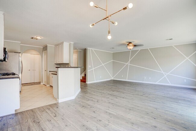 Building Photo - Status: Accepting Applications