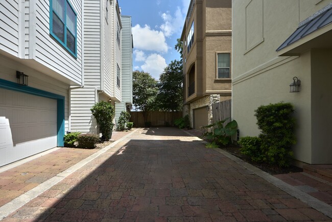 Building Photo - 1026 Wagner St