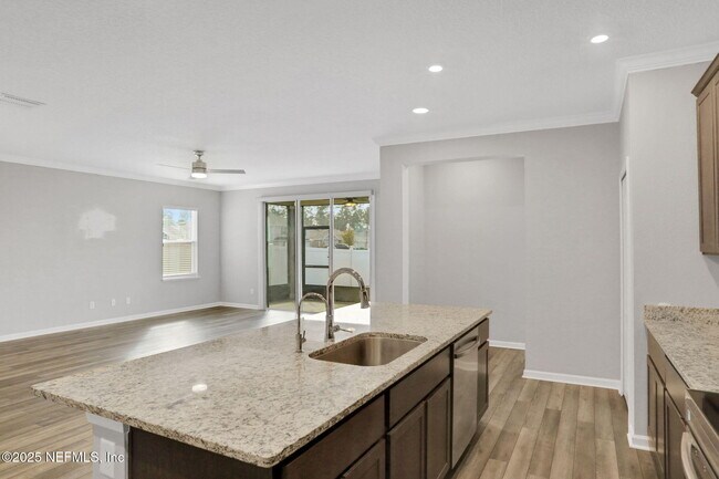 Building Photo - 3209 Crocus Ln