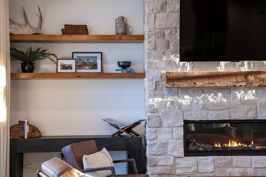 Building Photo - 9187 Timberline Loop