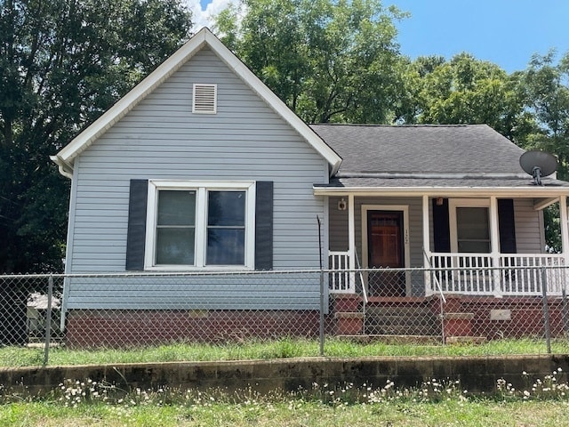 Primary Photo - 122 Bailey St