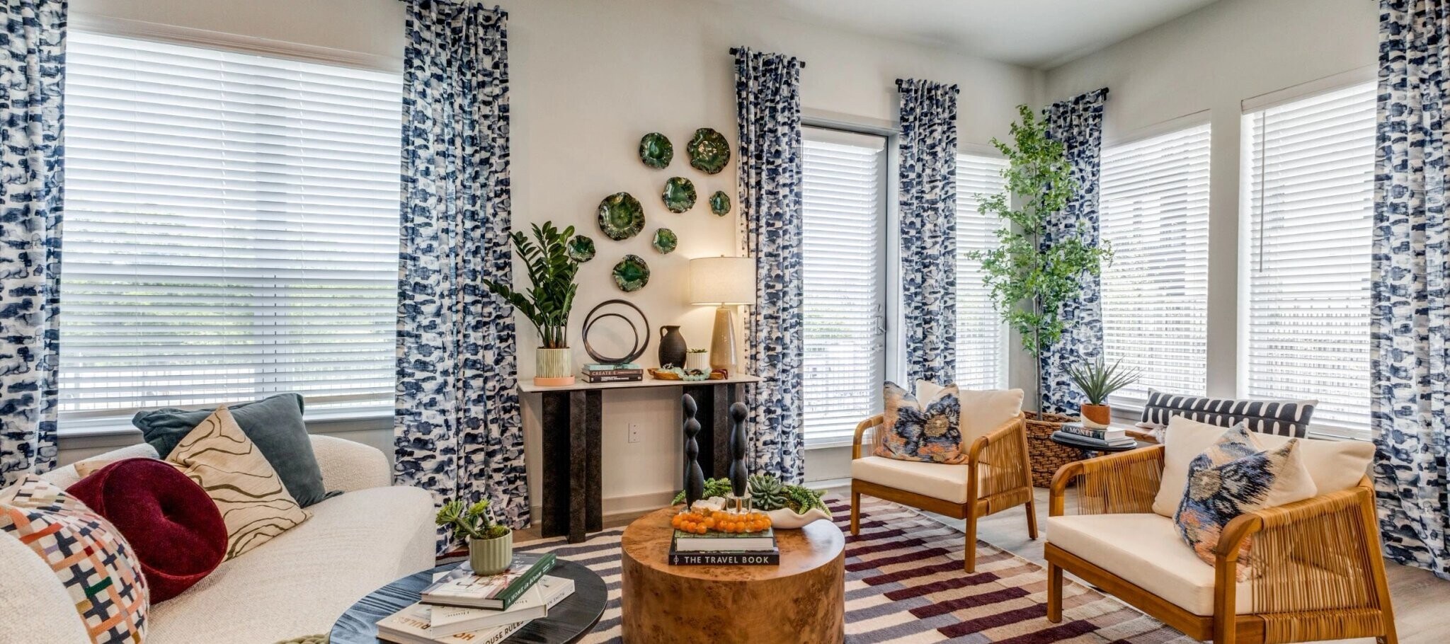 Building Photo - 8589 Stacy Rd