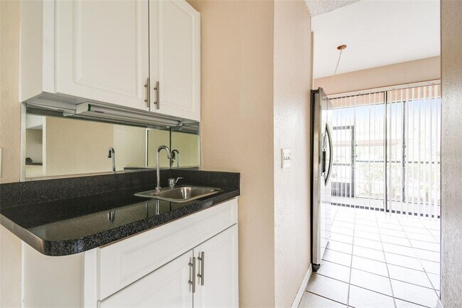 Building Photo - 101 Lindsay Ln