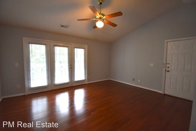 Building Photo - 5805 Battery Dr