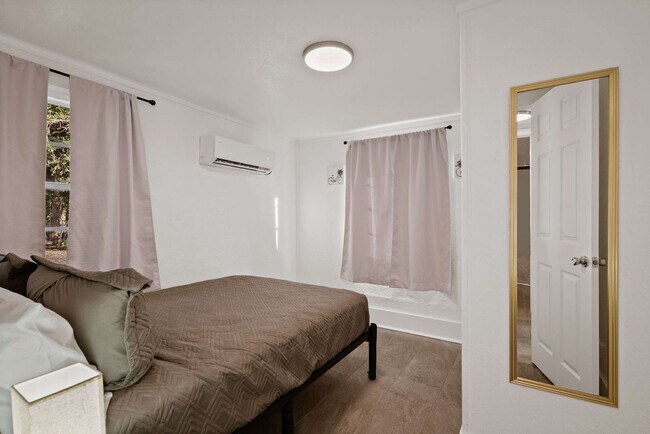 Building Photo - 2904 Berwick St