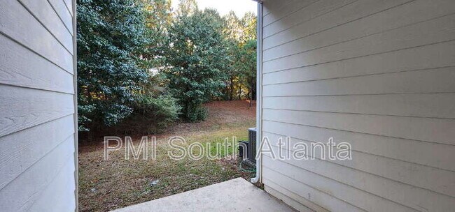 Building Photo - 6864 Mountain Cir