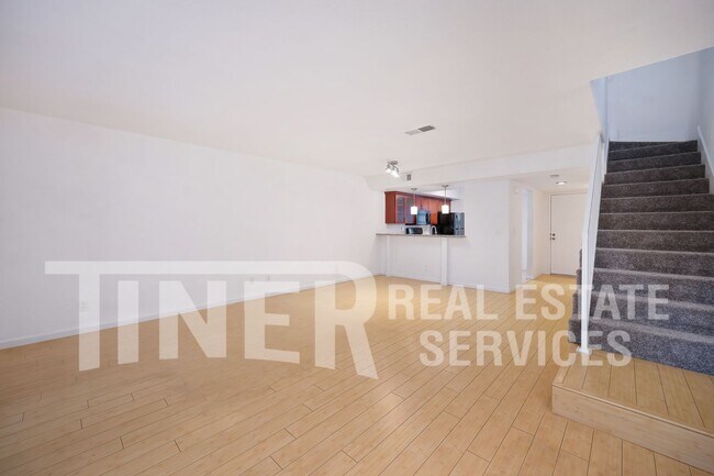 Building Photo - 9118 Madison Green Ln