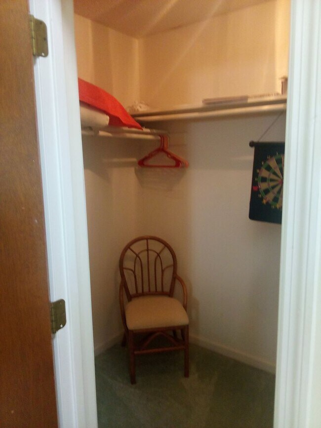 Building Photo - 1920 Bent Grass Dr