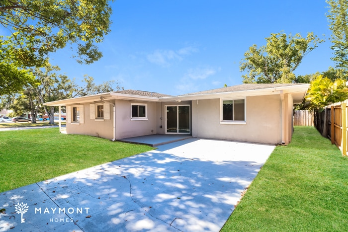 Building Photo - 1976 Drew Plaza