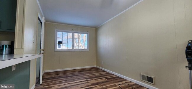 Building Photo - 168 Martin Dr