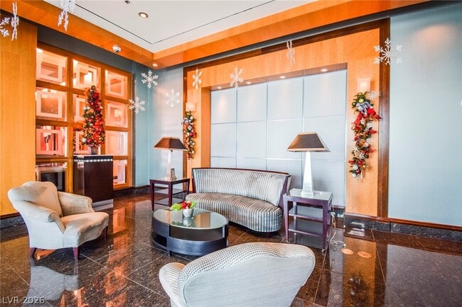 Building Photo - 2700 S Las Vegas Blvd