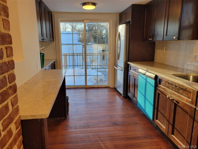 Building Photo - 40 Belford Ave