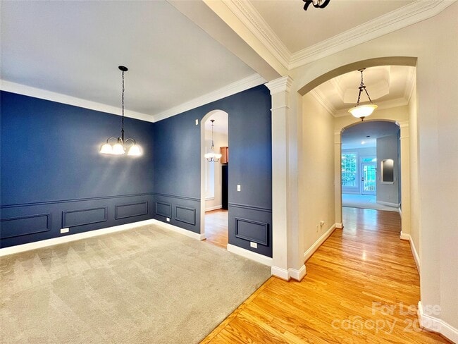 Building Photo - 1205 Gainsborough Dr